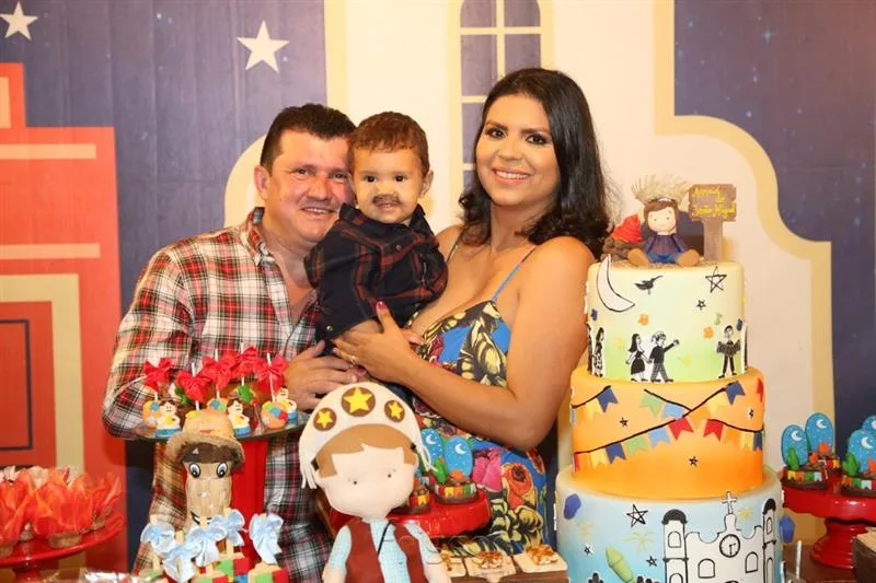Alexandre Vasconcelos, João Miguel e Lyliane Bastos