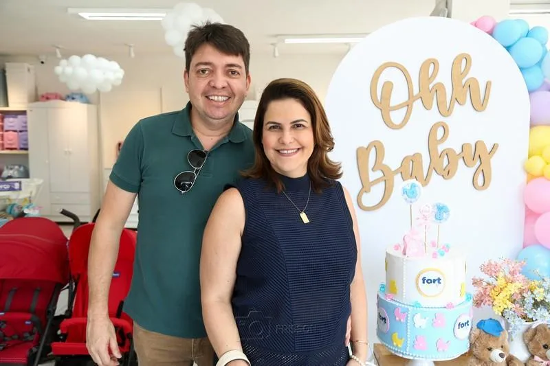 Alberto Júnior e Manuela Saraiva