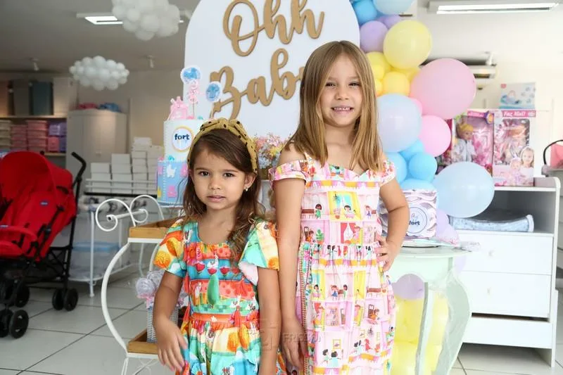 Elisa e Esther Fonteles