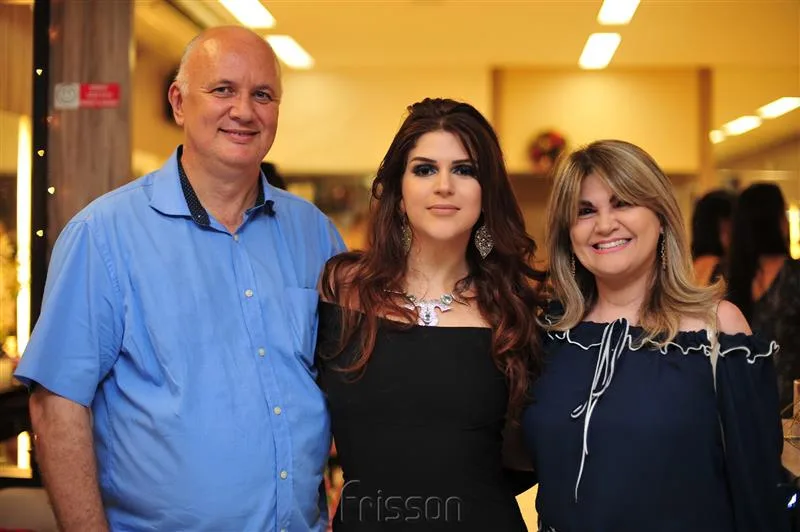 Antonino Gomes, Lyara Nilo e Jacqueline Gomes