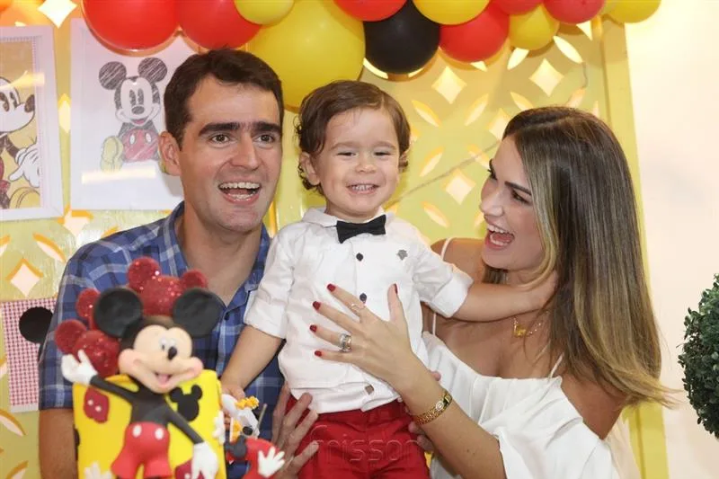 Arthur, Isaac e Juliana Costa Lima