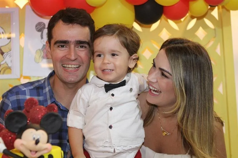Arthur, Isaac e Juliana Costa Lima