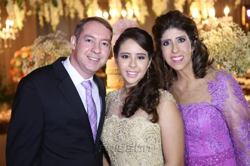 Alberto, Rebeca e Roberta Fiúza