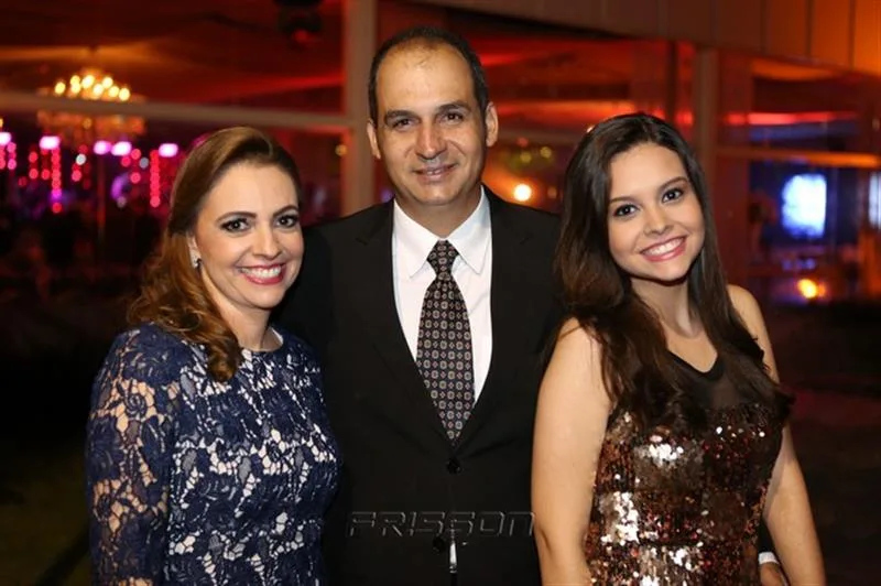 Andreia, Márcio e Larissa Campos