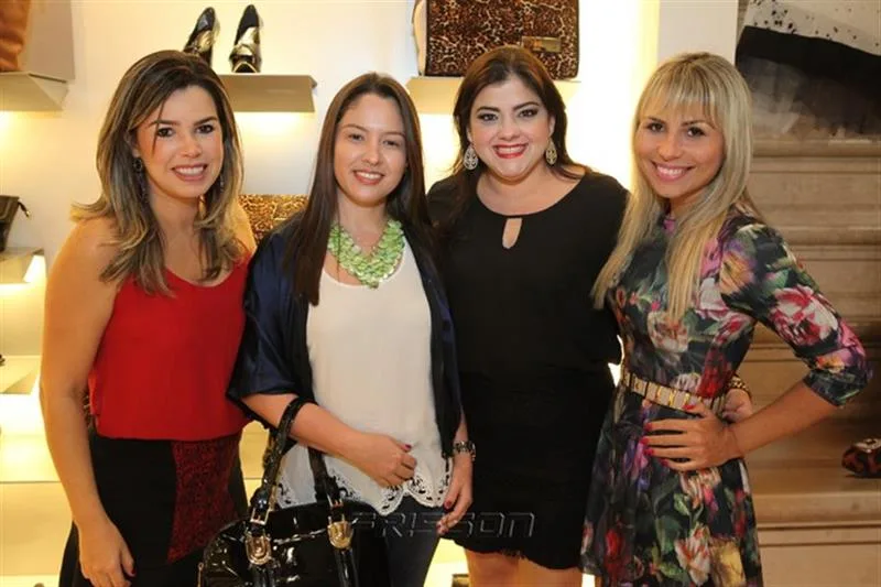 Daniele Cordeiro, Larissa Portela, Viviane Almada e Grazi Nogueira