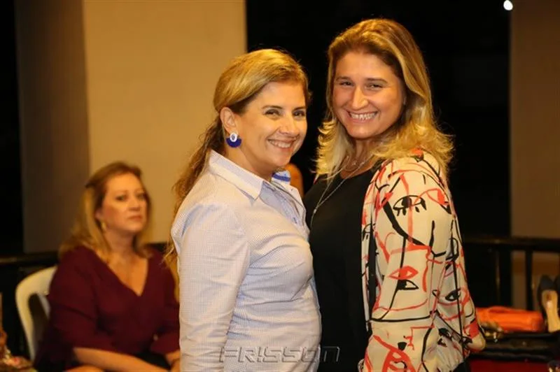 Beth Pinto e Karina Bezerra