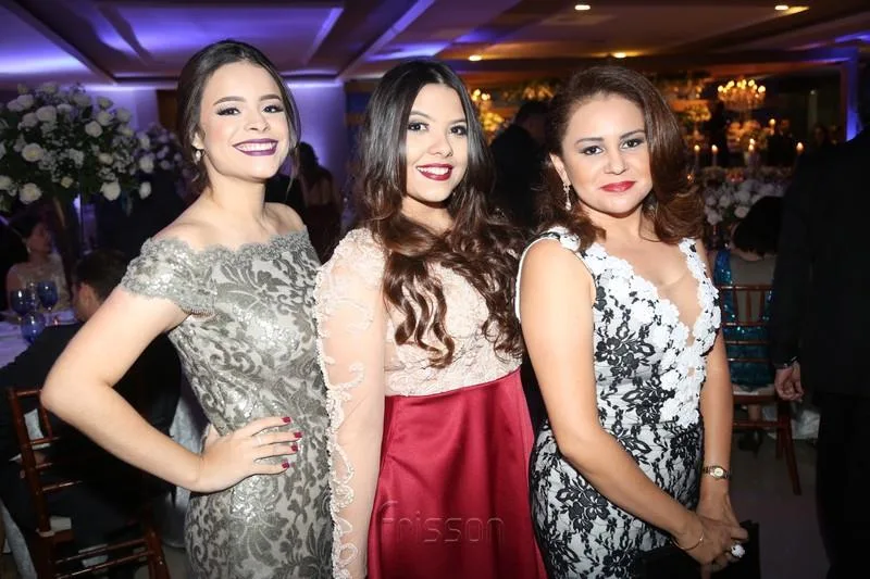 Ana Cecilia Falcão, Amanda Melo e Giselia Castro