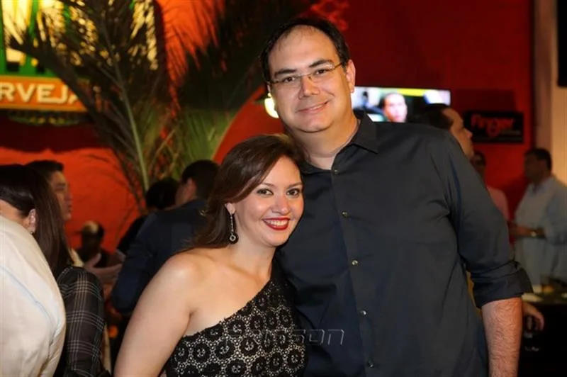 Ana Karine Monteiro e Adriano Costa