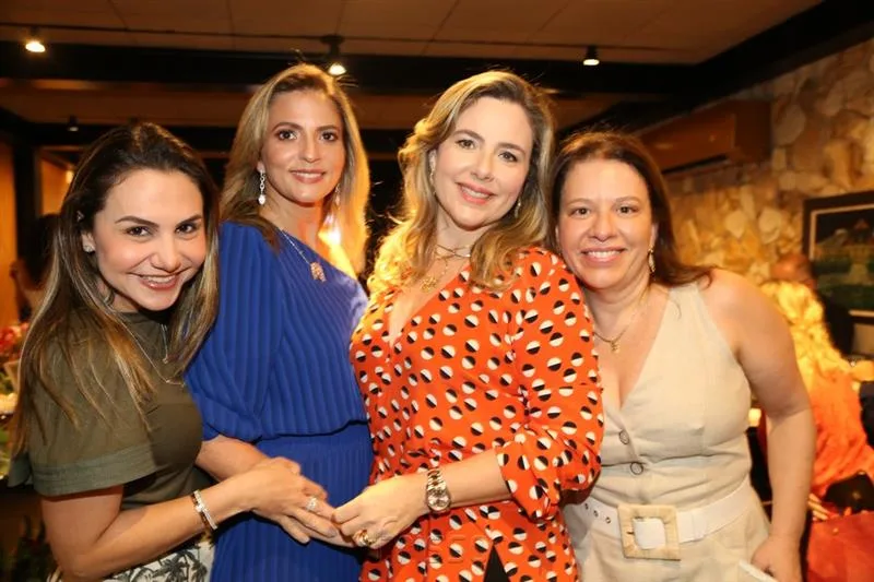 Adriana Queiroz, Michelle Aragão, Suyane Dias Branco e Ana Zélia Gadelha