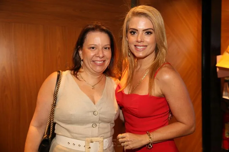 Ana Zélia Gadelha e Letícia Studart