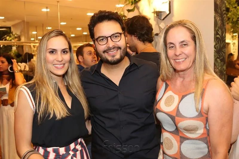 Alessandra Marrocos, Vinícius Machado e Rafaella Marrocos