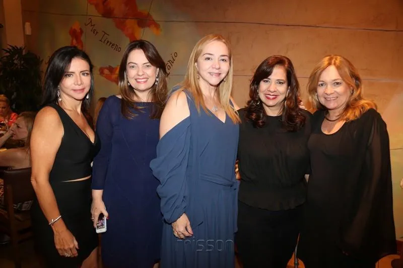 Cláudia Fujita, Erika Girão, Sandra Fujita, Martinha Assunção e Rejane Assis