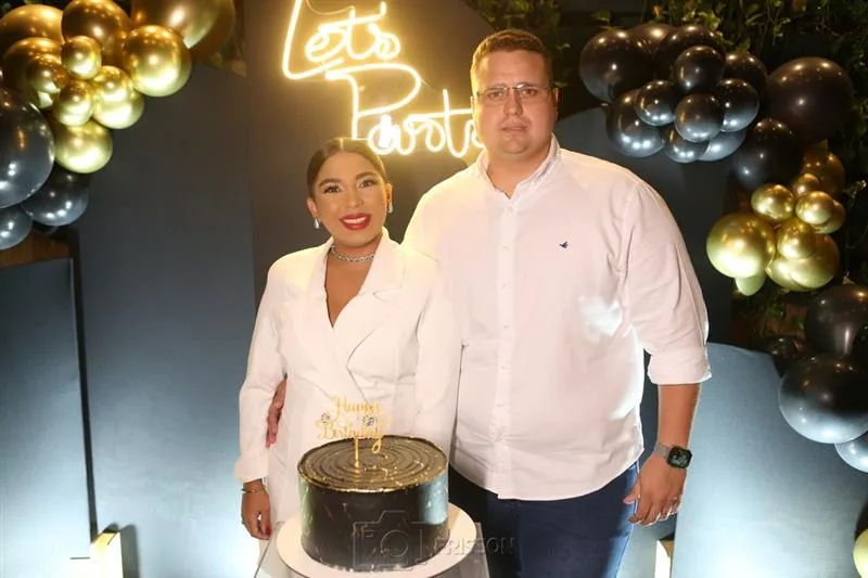 Alana Fernandes e Victor Cesar