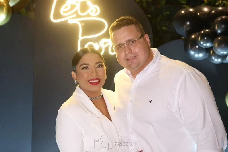 Alana Fernandes e Victor Cesar
