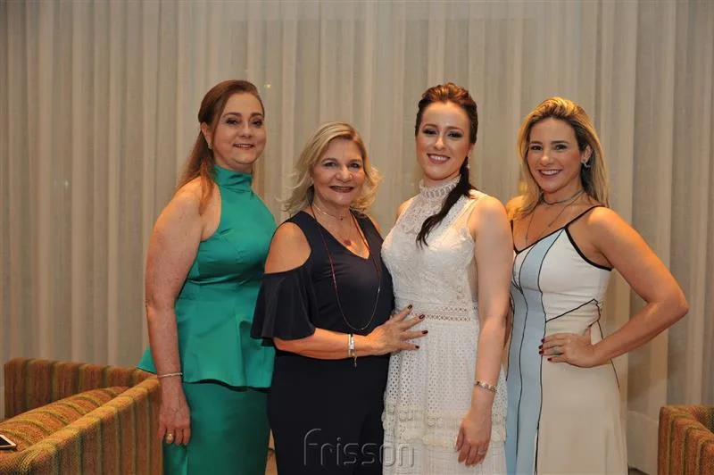 Cristiana Alves, Rosangela Dias, Georgiana Alves e Gaída Dias