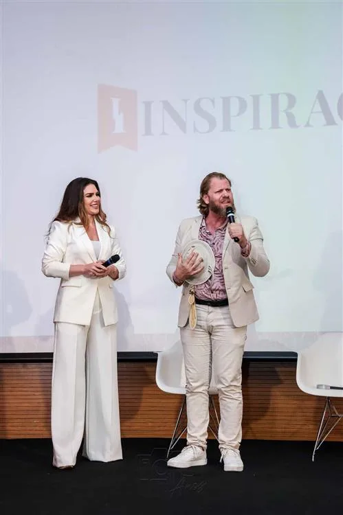 Bianca Saraiva e Toninho Mendes
