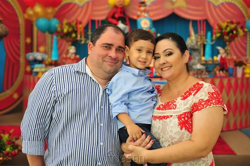 Adriano e João Vitor Barbalho e Milena Maia