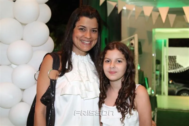 Camila e Luana Girão