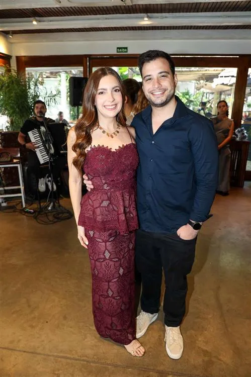 Beatriz Bezerra e Pedro Melo