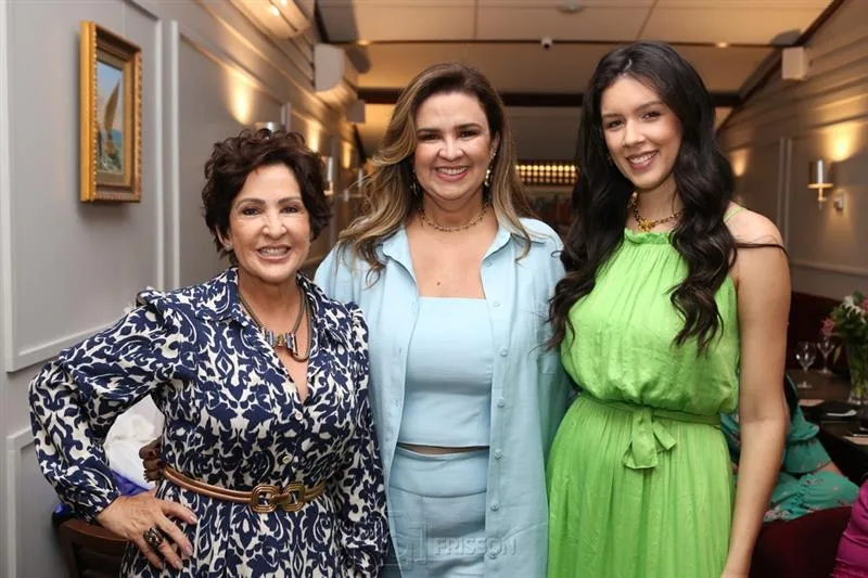 Heloisa Macedo, Georgia e Leticia Duarte