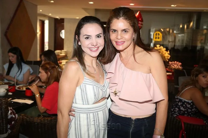 Adriana Queiroz e Liliana Linhares