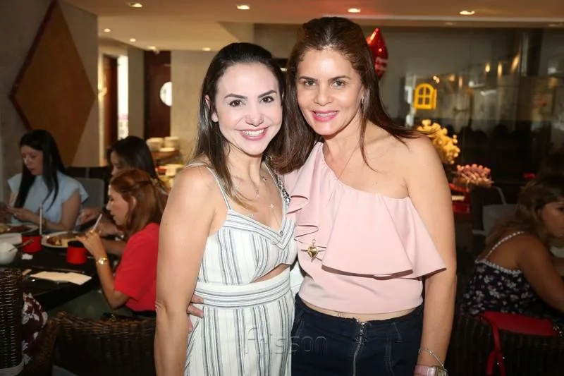 Adriana Queiroz e Liliana Linhares