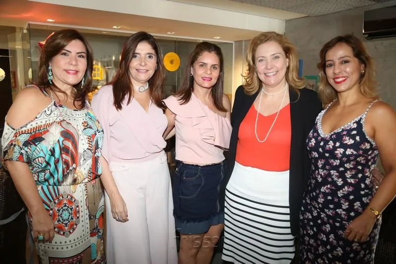 Andréa Bonorandi, Cristiane Figueiredo, Liliana Linhares, Andréa Delfino e Letícia Macedo