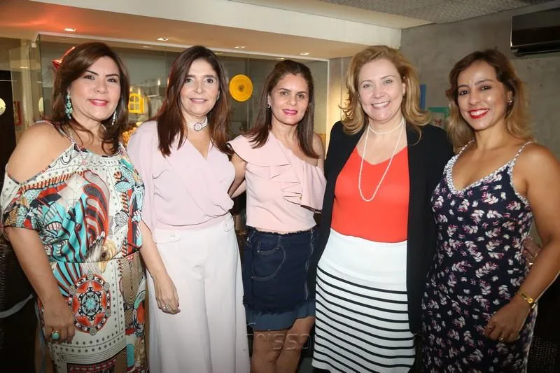 Andréa Bonorandi, Cristiane Figueiredo, Liliana Linhares, Andréa Delfino e Letícia Macedo