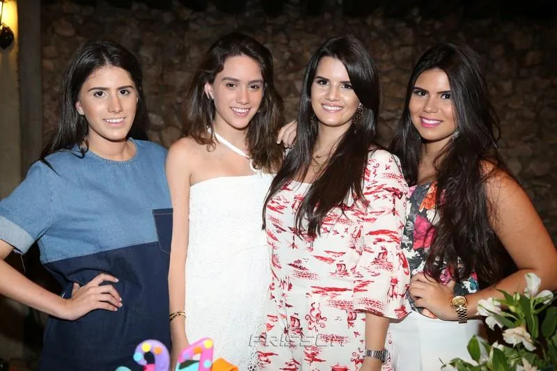 Aniversário de Maria Beatriz Nogueira