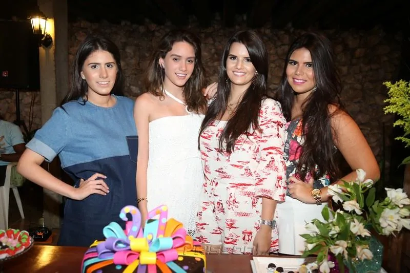 Aniversário de Maria Beatriz Nogueira