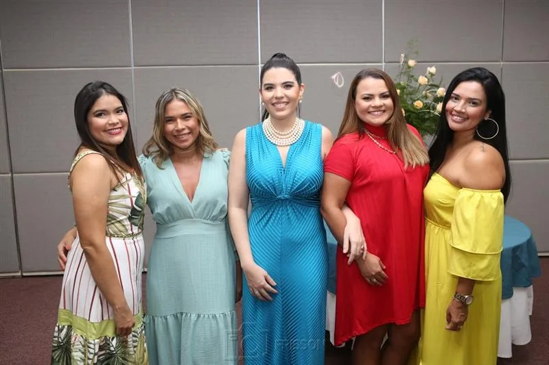 Claydiana Silva, Lizianne Lima, Erica Pinheiro, Liana Pompeu e Rannadia Jales