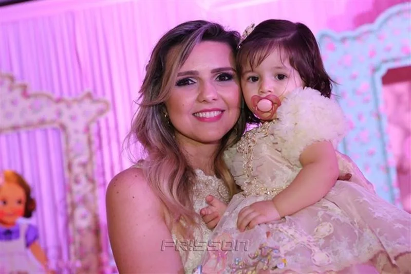 Ana Cândida e Ana Clara Araújo