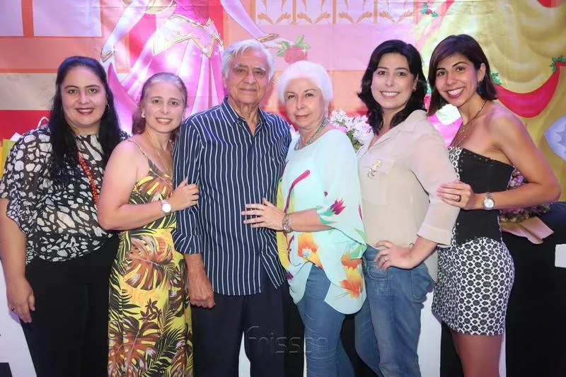 Alódia Guimarães com a Família