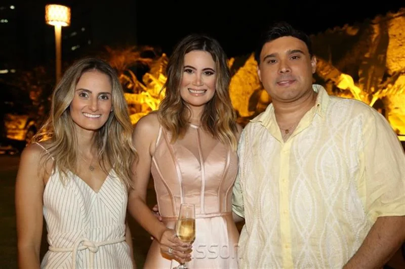 Bruna Pinto, Karla Viana e Julio Macedo