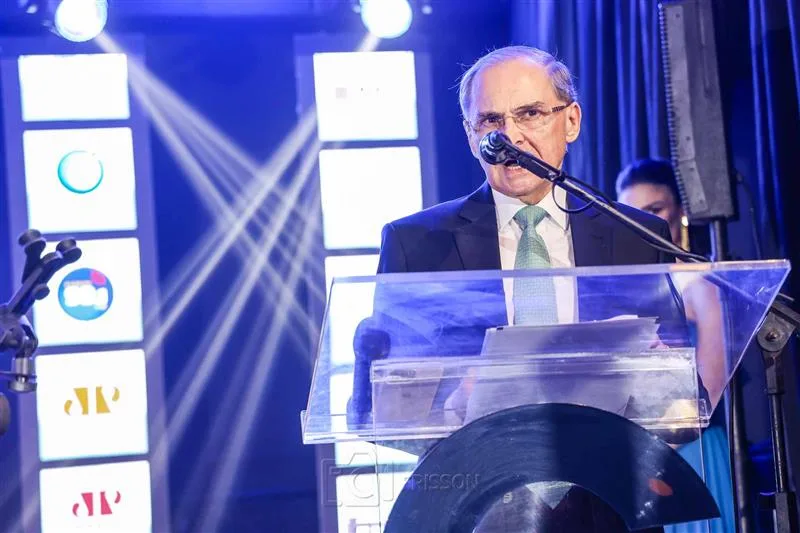Abelardo Benevides Moraes