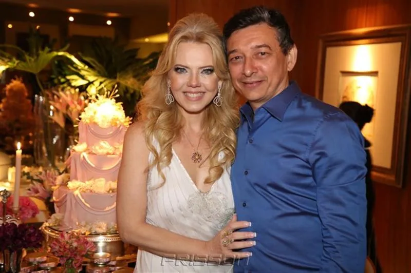 Branca e Racini Mourão