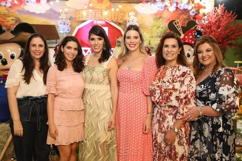 Aniversário de Henrique Simões