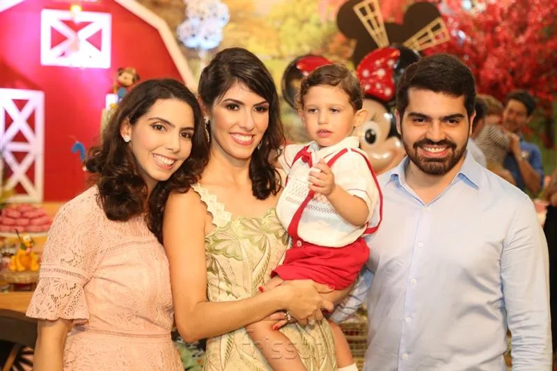 Carla Laprovítera, Flávia, Henrique Simões e Pedro Garcia