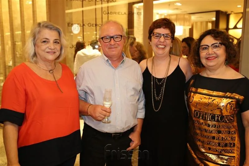 Ana Boni, Hector Albertazzi, Jorgiana Loureiro e Ana Georgina Sales