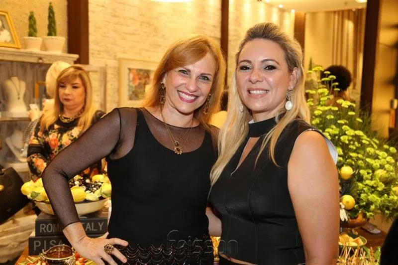 Ana Cristina Montenegro e EriKa Queiroz