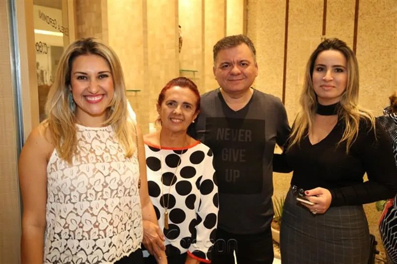 Ana, Marana Figlioulo, Omar de Albuquerque e Ana Cristina Vasconcelos