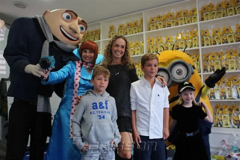 Debora Quintela e filhos