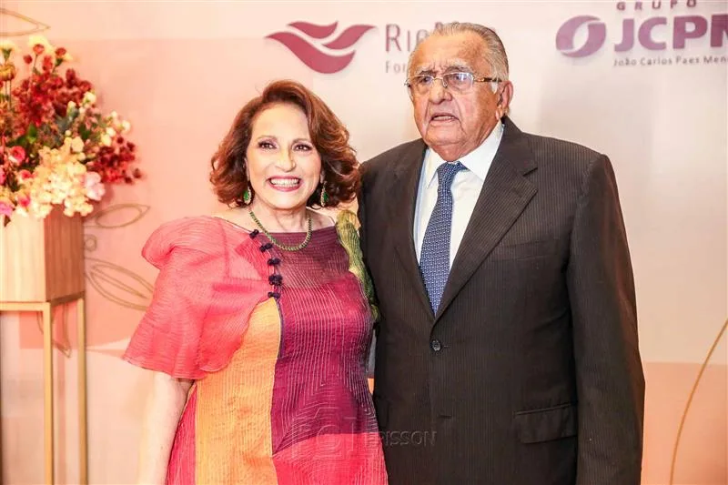 Adriana Forti e João Carlos Paes Mendonça