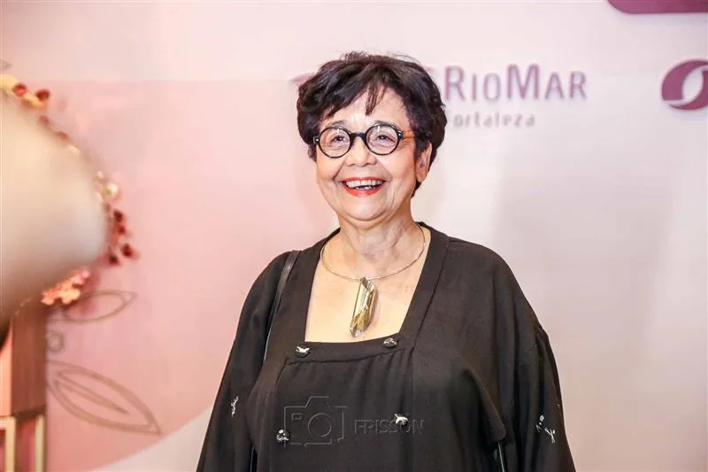 Dodora Guimarães
