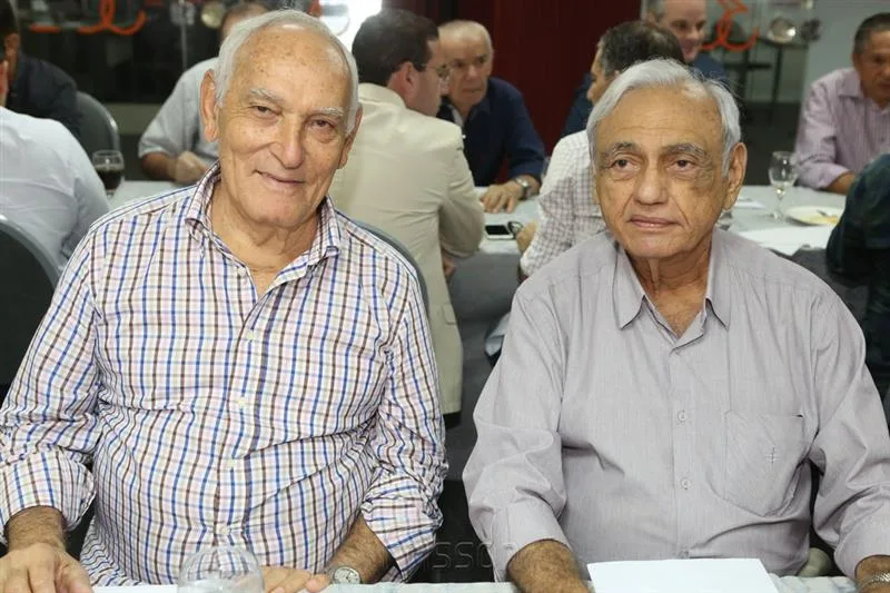 Edson Liberato e Leorne Belém