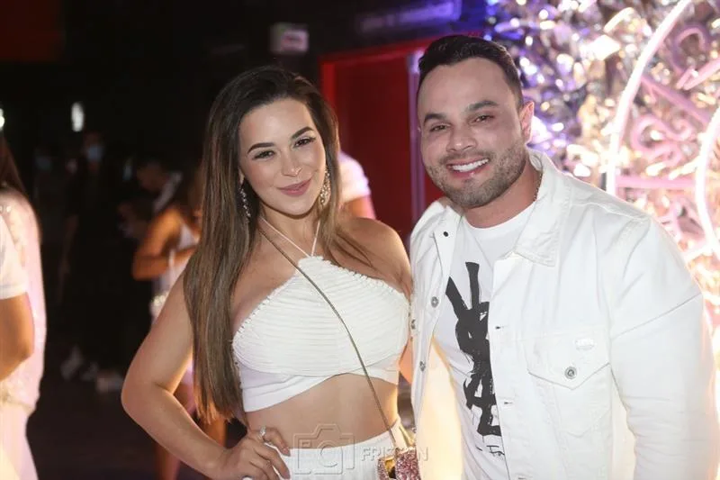 Amanda e Weyber Holanda