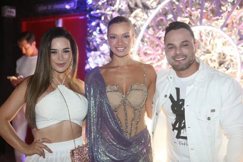 Amanda Holanda, Tamylle Oliveira e Weyber Holanda