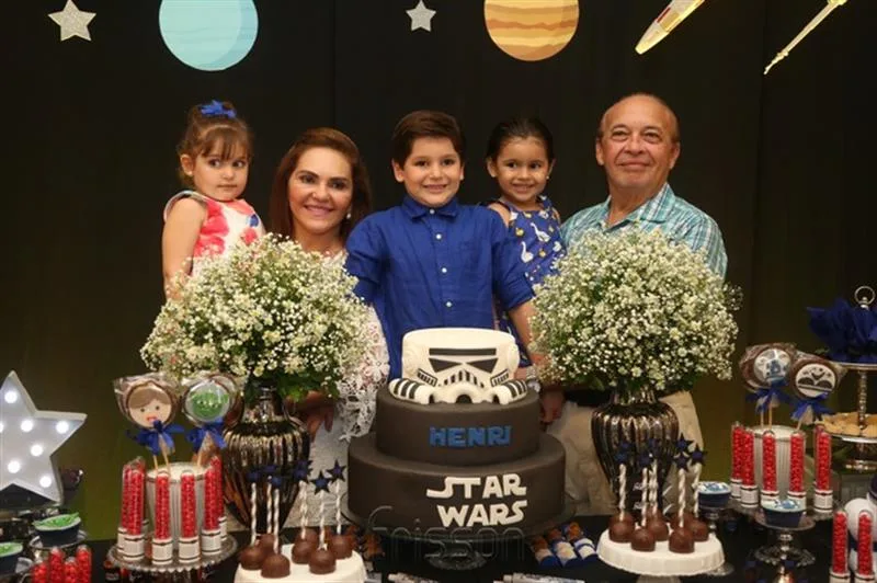 Athina, Denise, Henri, Louise e Jose Bastos