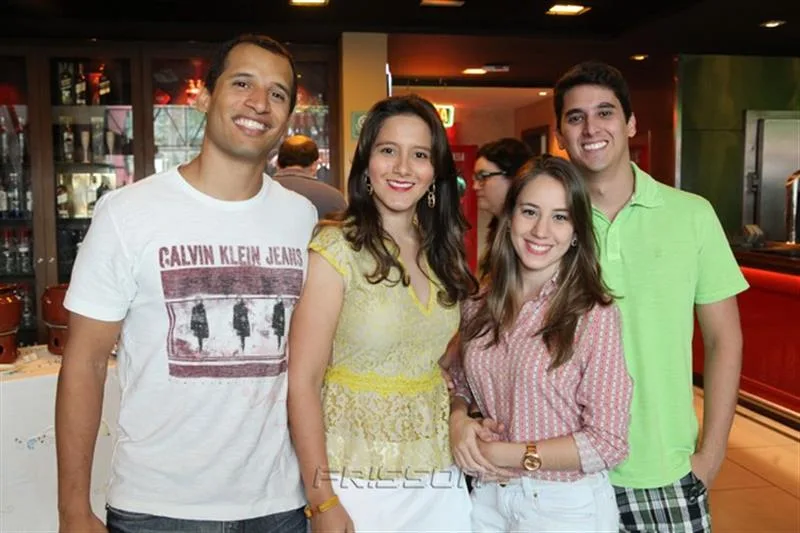 Edson Dantas, Débora Hanah, Karina Osterno e Victor Nogueira