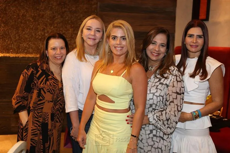 Anazelia Gadelha, Sandra Fujita, Letícia Studart, Martinha Assunção, Lorena Pouchain